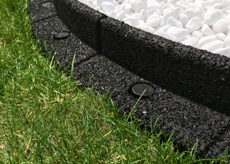 FlexiBorder Garden Edging Review Is the EcoFriendly Border Worth It?